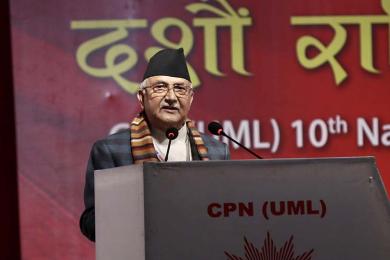 ‘सर्वसम्मत’ र ‘निर्विकल्प’  हुने ओलीको इच्छा पूरा भएन, अध्यक्षमा भीम रावलसँग प्रतिस्पर्धा गर्दै 